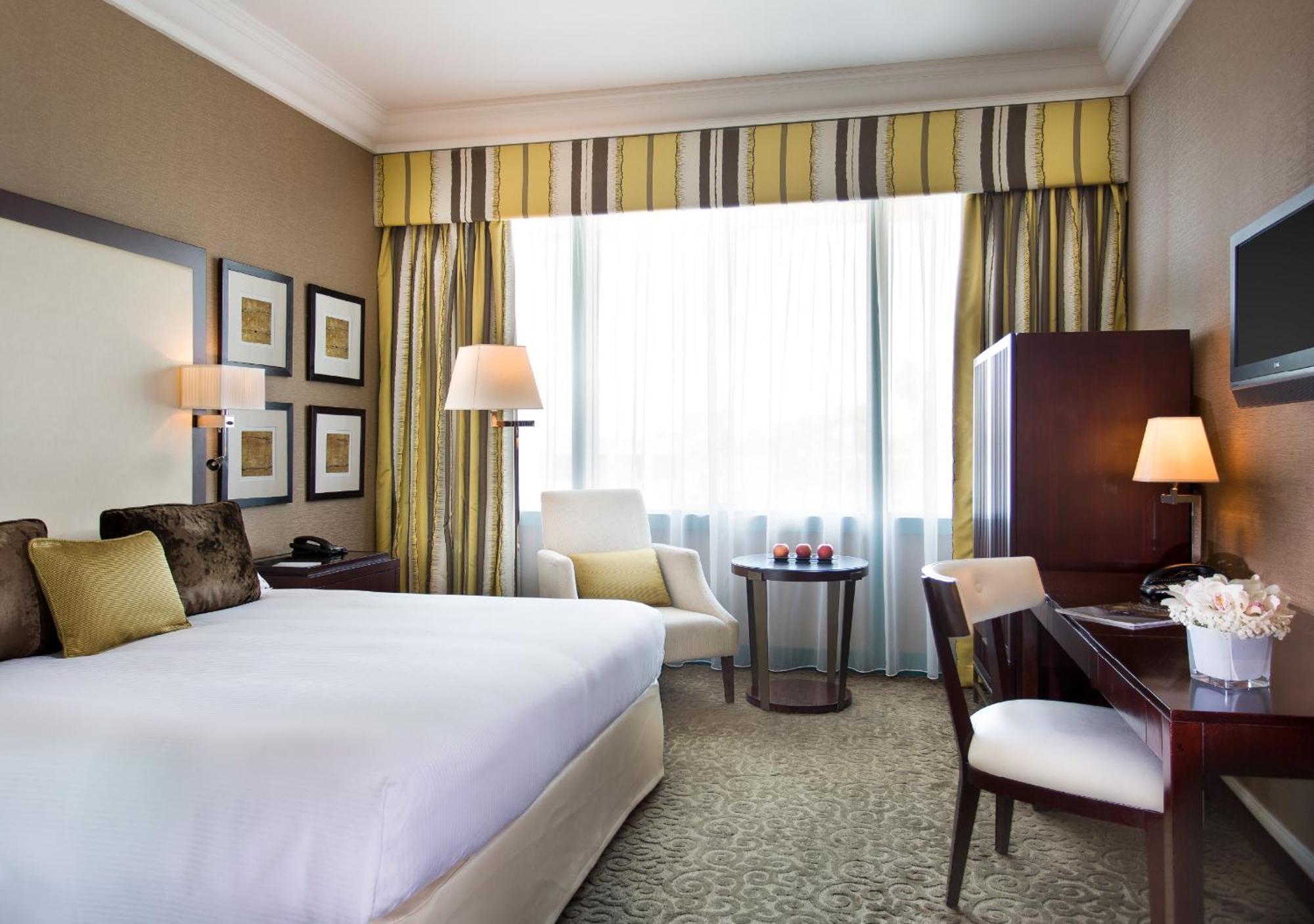 Otel Moevenpick Grand Al Bustan Dubai