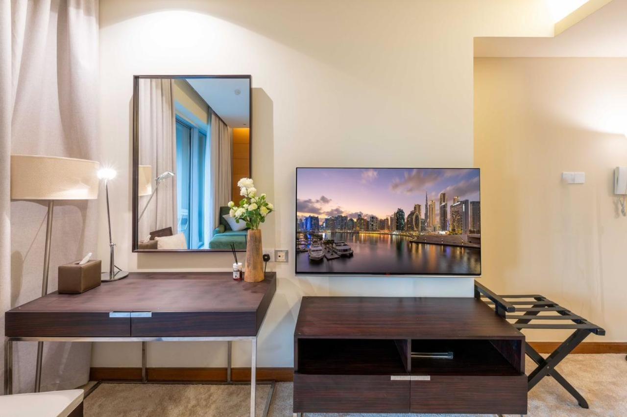 Daire Holistay Luxury Homes - Burj Khalifa View - Direct Access Mall *