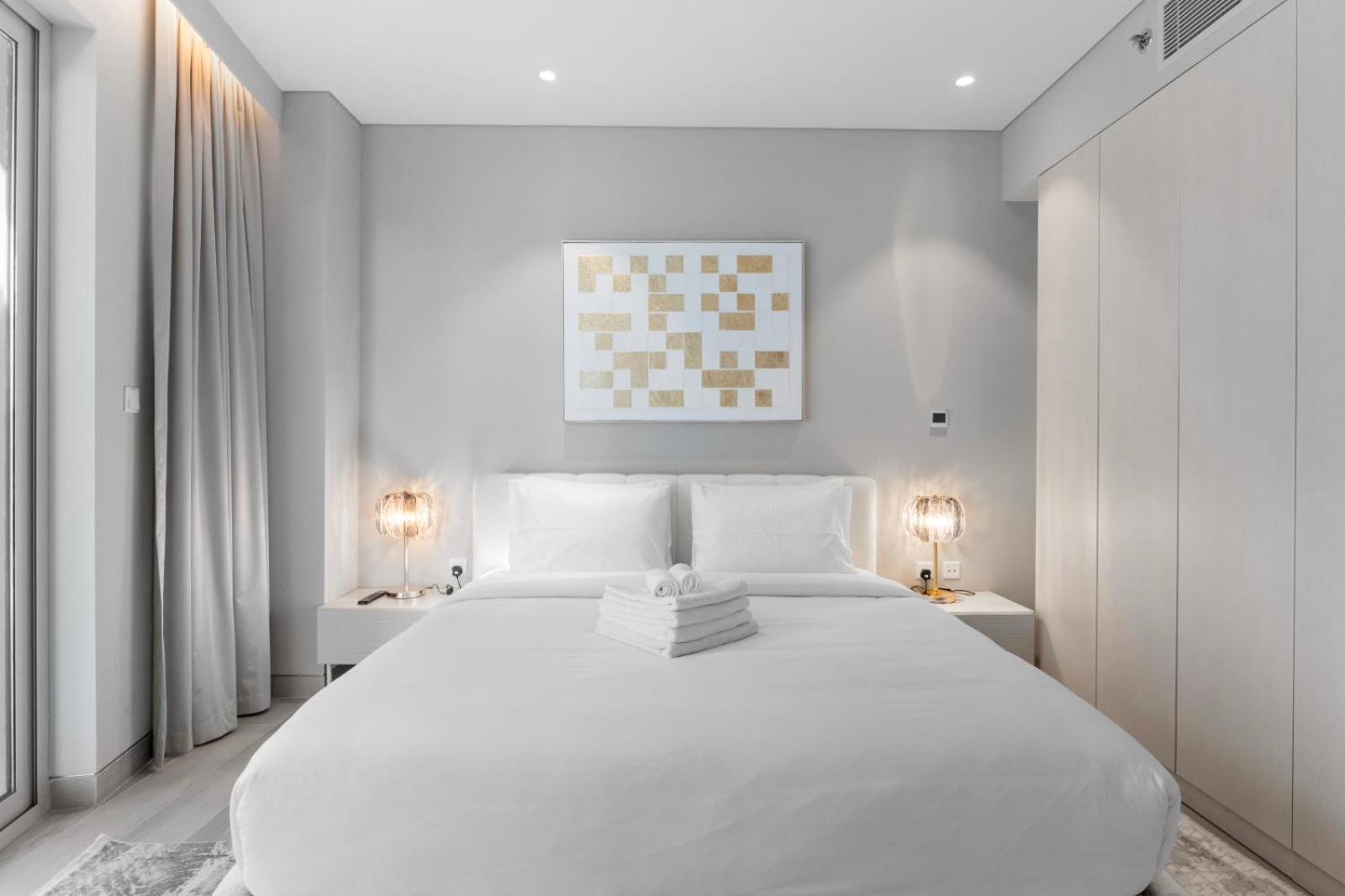 Daire Luxury Living In Marina - 1br Extra Large Dubai