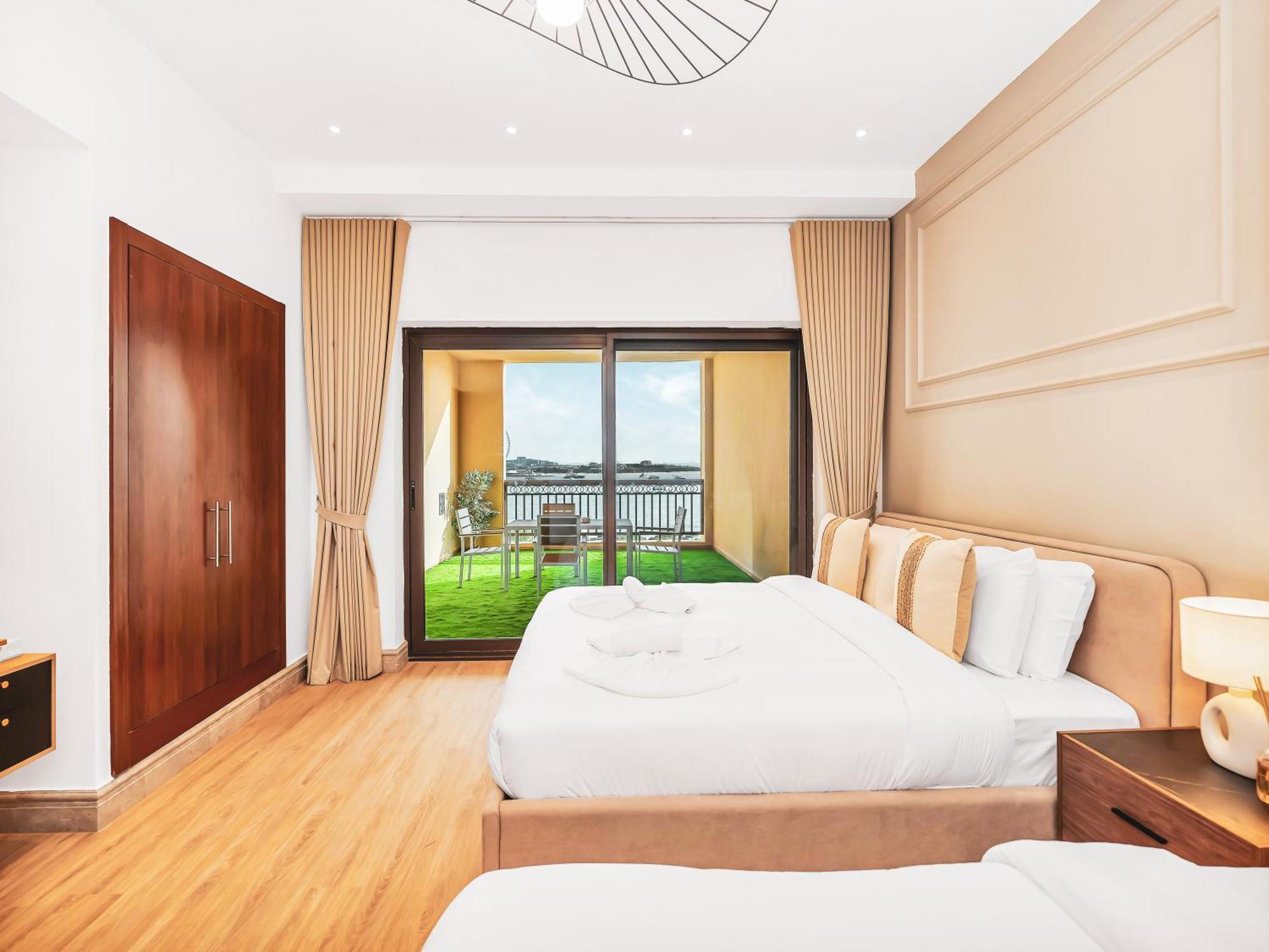 New Fairmont With Private On Palmjumeirah Apartment