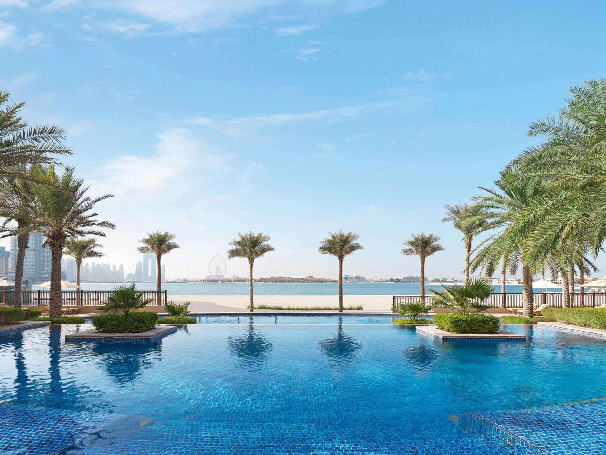 Fairmont The Palm Resort