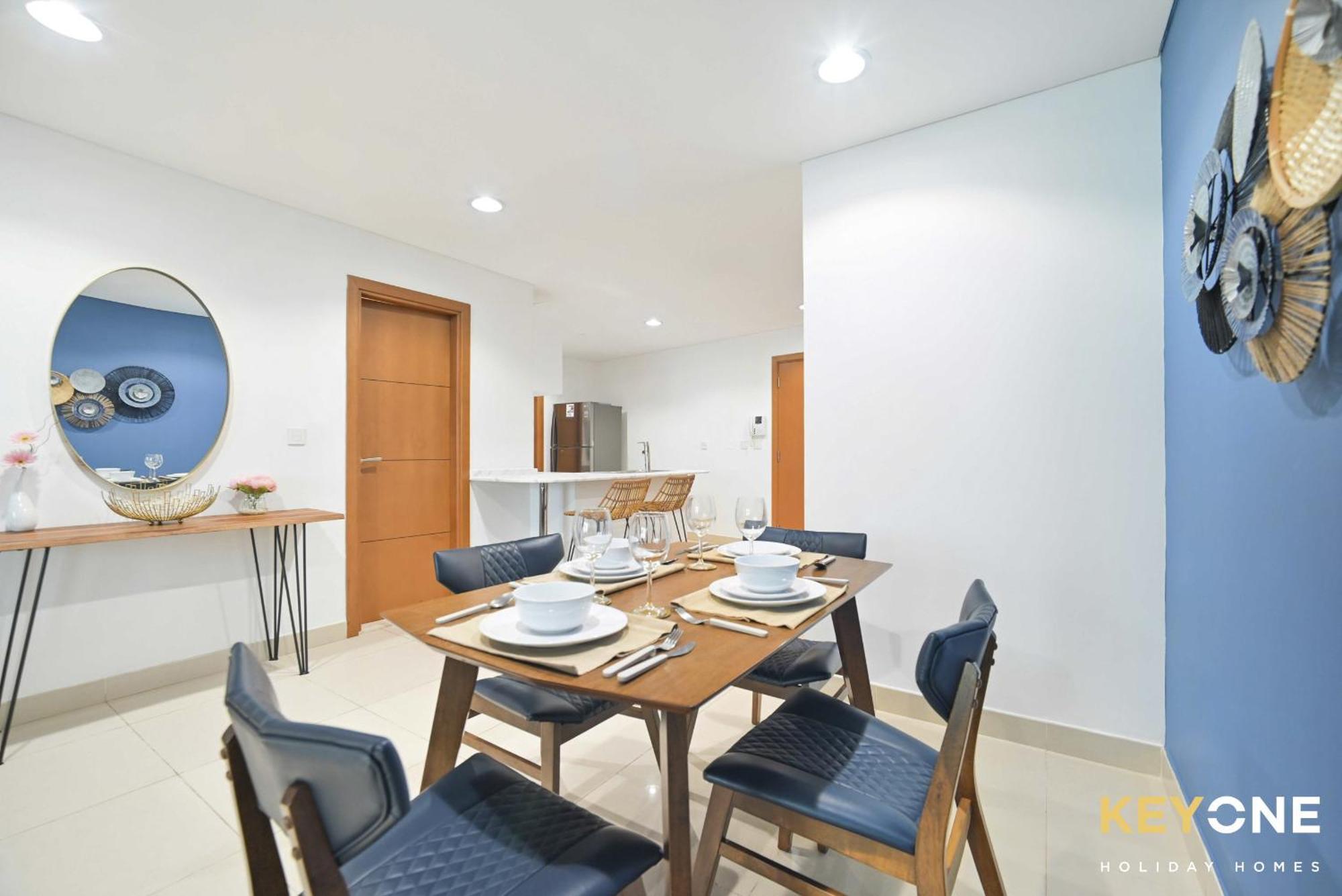 Apartment Fascinating Ocean Views In A One Bedroom Dubai