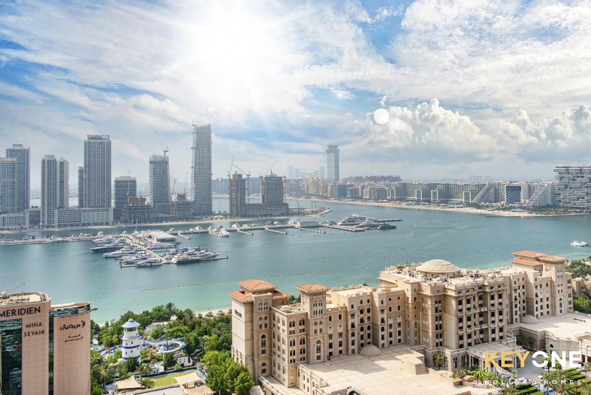 Fascinating Ocean Views In A One Bedroom Apartment *
