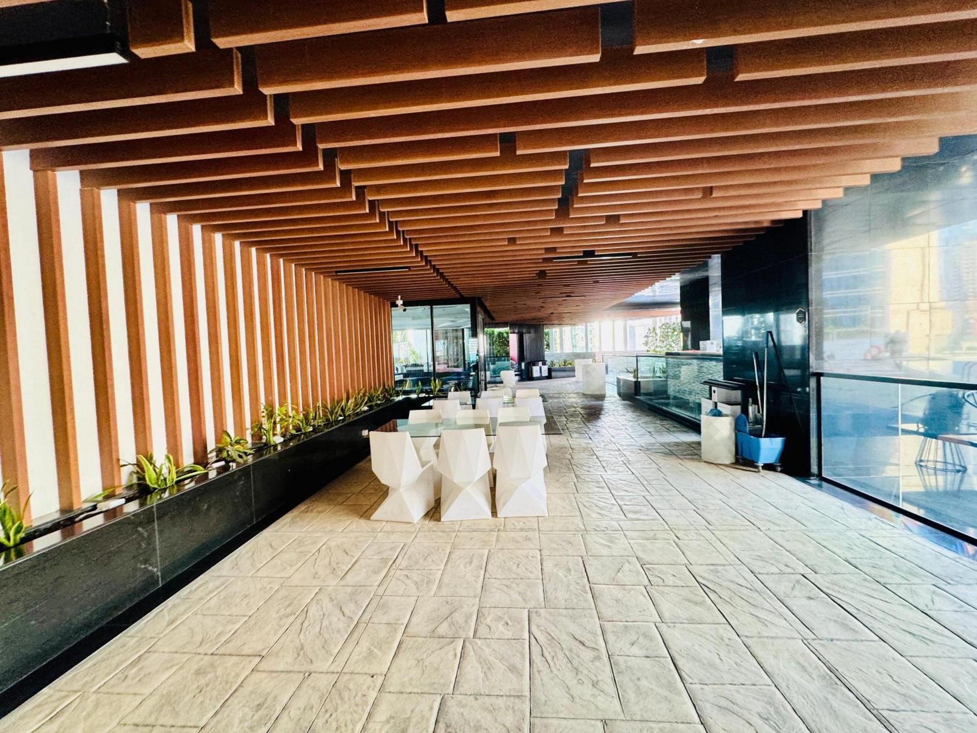 Bd-2711 Brand New High Quality Furnished View Apartment