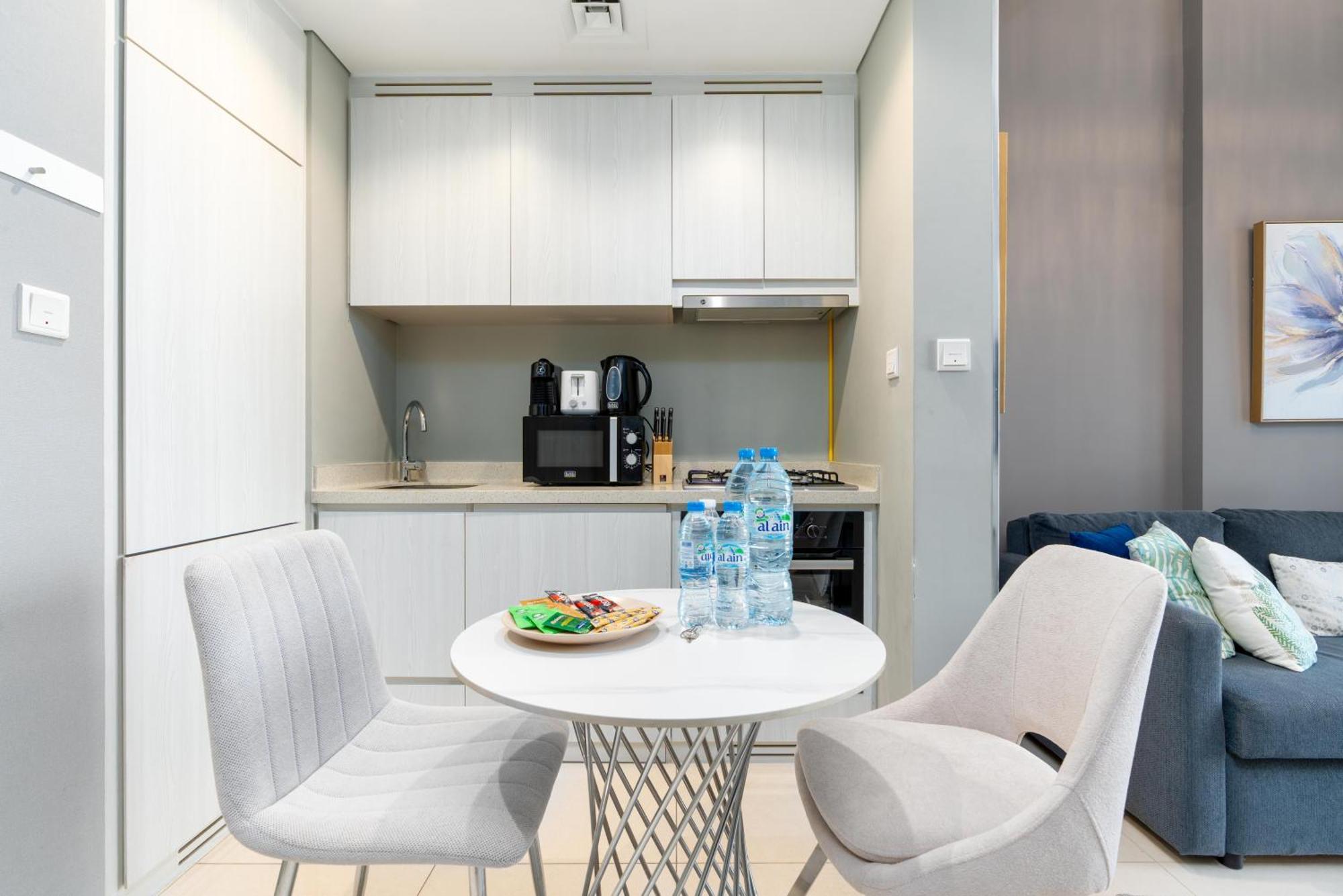 Apartment Sleek & Modern 1-bed In Zada Tower Business Bay