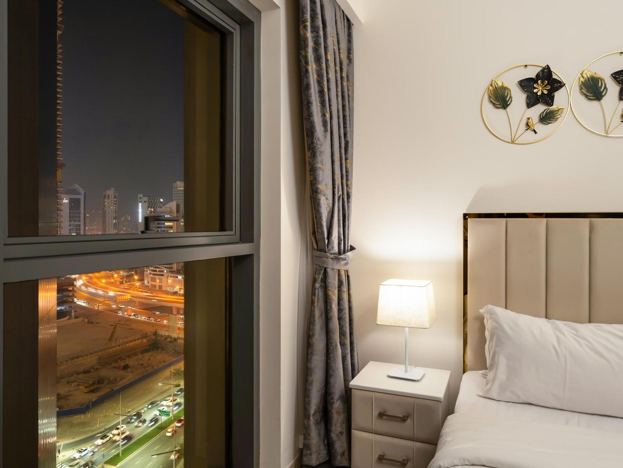 Apartment Luxurious Apartments In Burj Royale With Burj Khalifa Views Opposite Dubai Mall