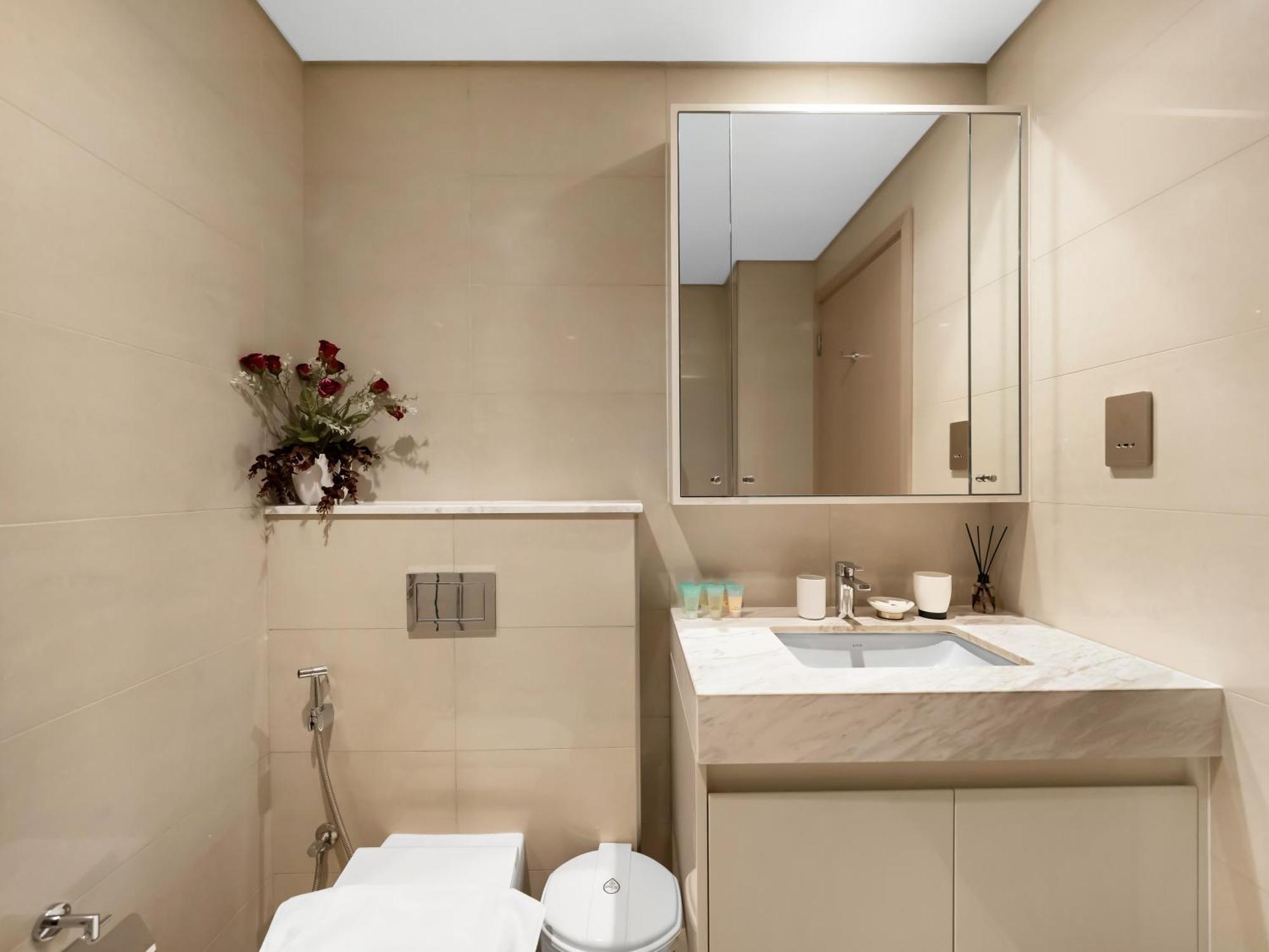 Apartment Luxurious Apartments In Burj Royale With Burj Khalifa Views Opposite Dubai Mall Dubai