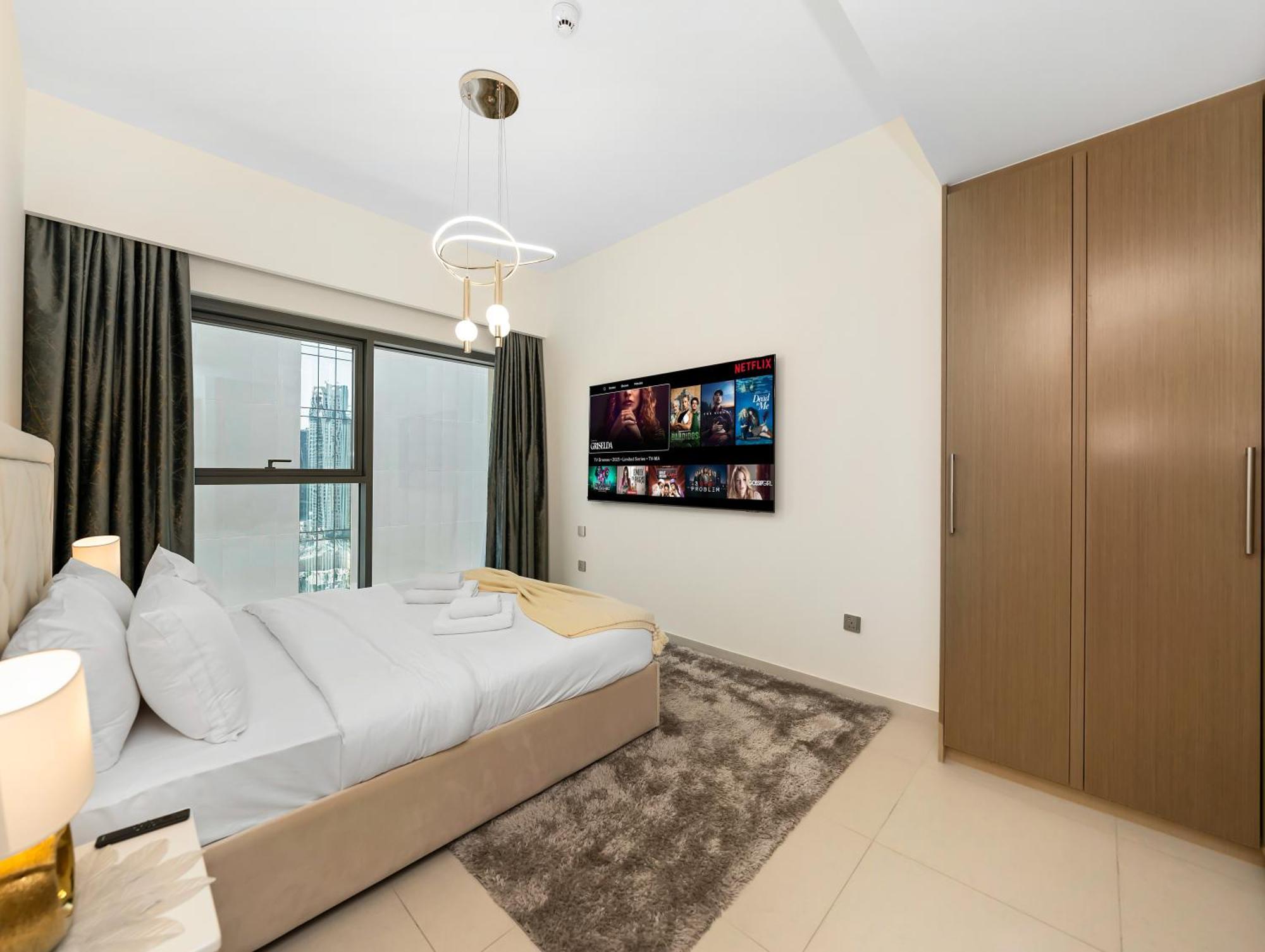 Luxurious Apartments In Burj Royale With Burj Khalifa Views Opposite Dubai Mall Apartment Dubai