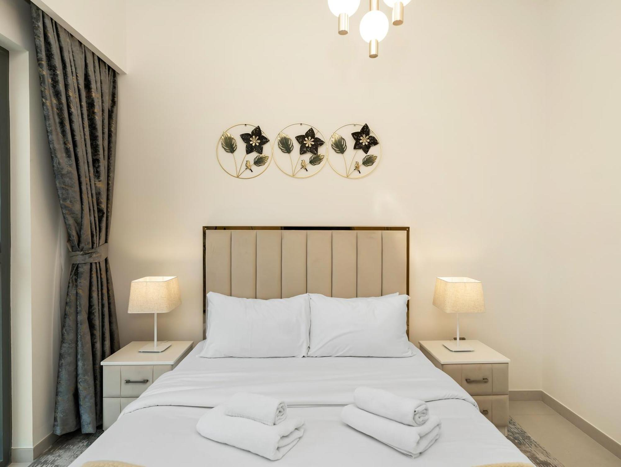 Luxurious Apartments In Burj Royale With Burj Khalifa Views Opposite Dubai Mall * Dubai