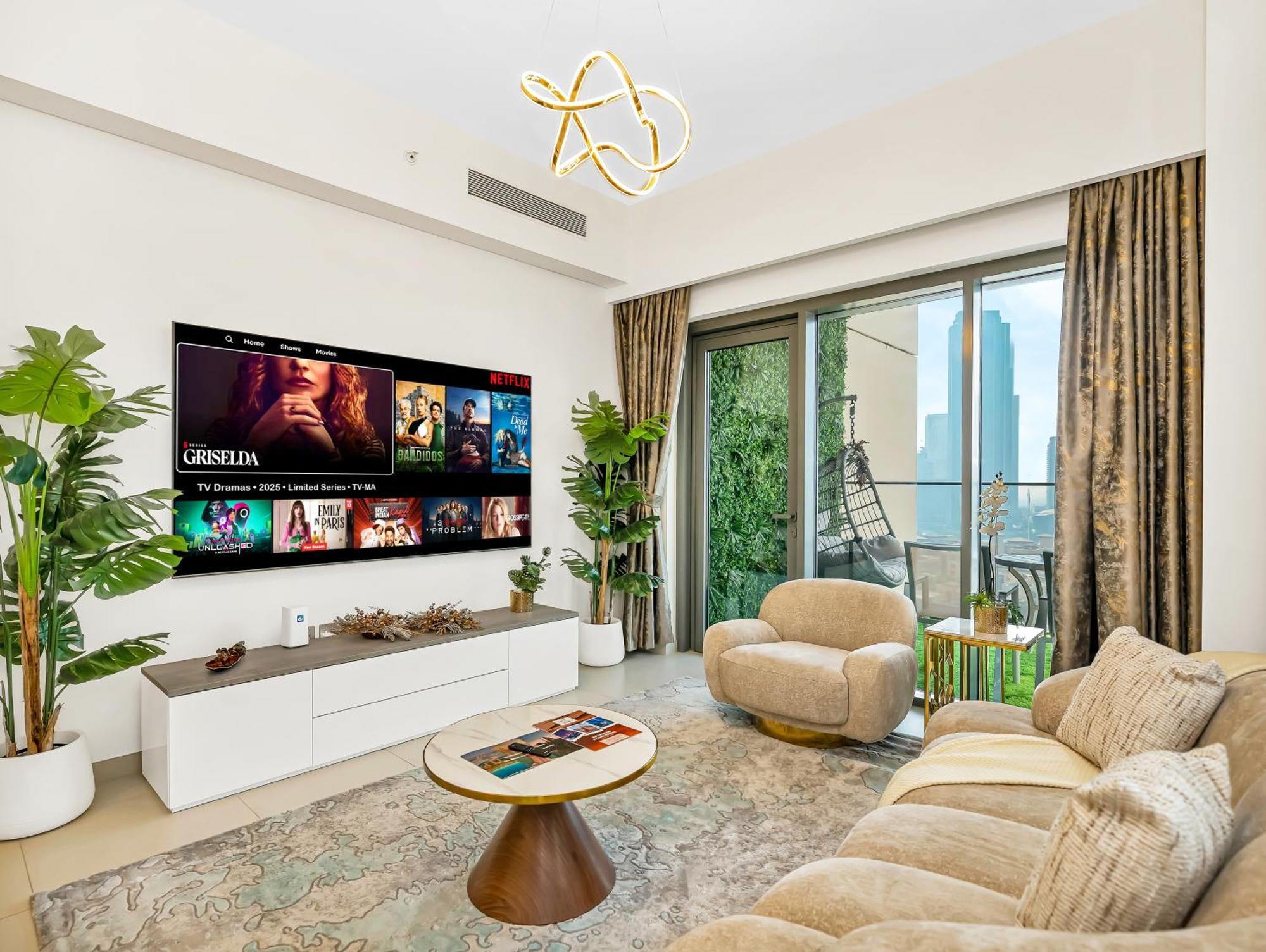 Luxurious Apartments In Burj Royale With Burj Khalifa Views Opposite Dubai Mall * Dubai