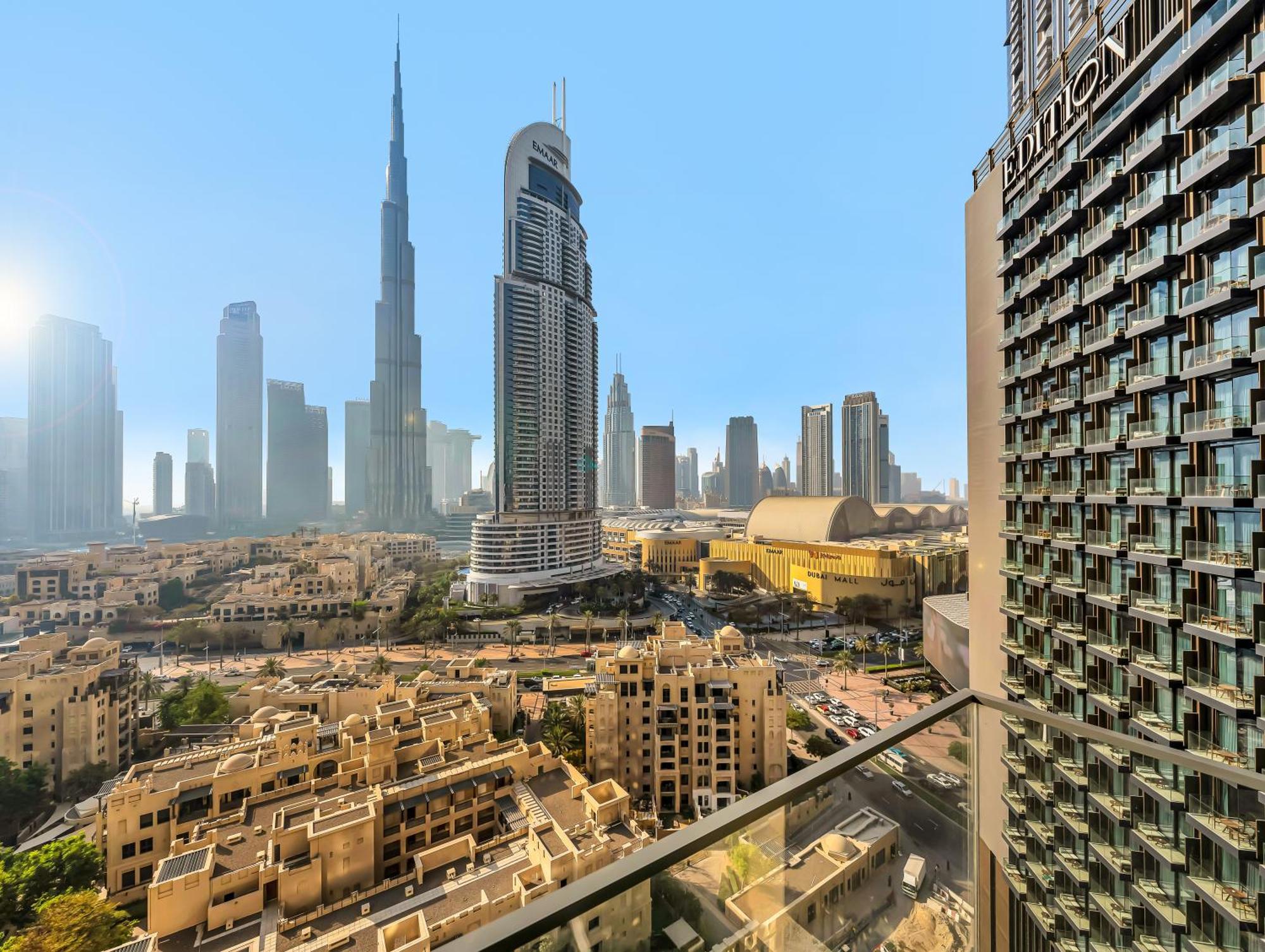 Apartment Luxurious Apartments In Burj Royale With Burj Khalifa Views Opposite Dubai Mall