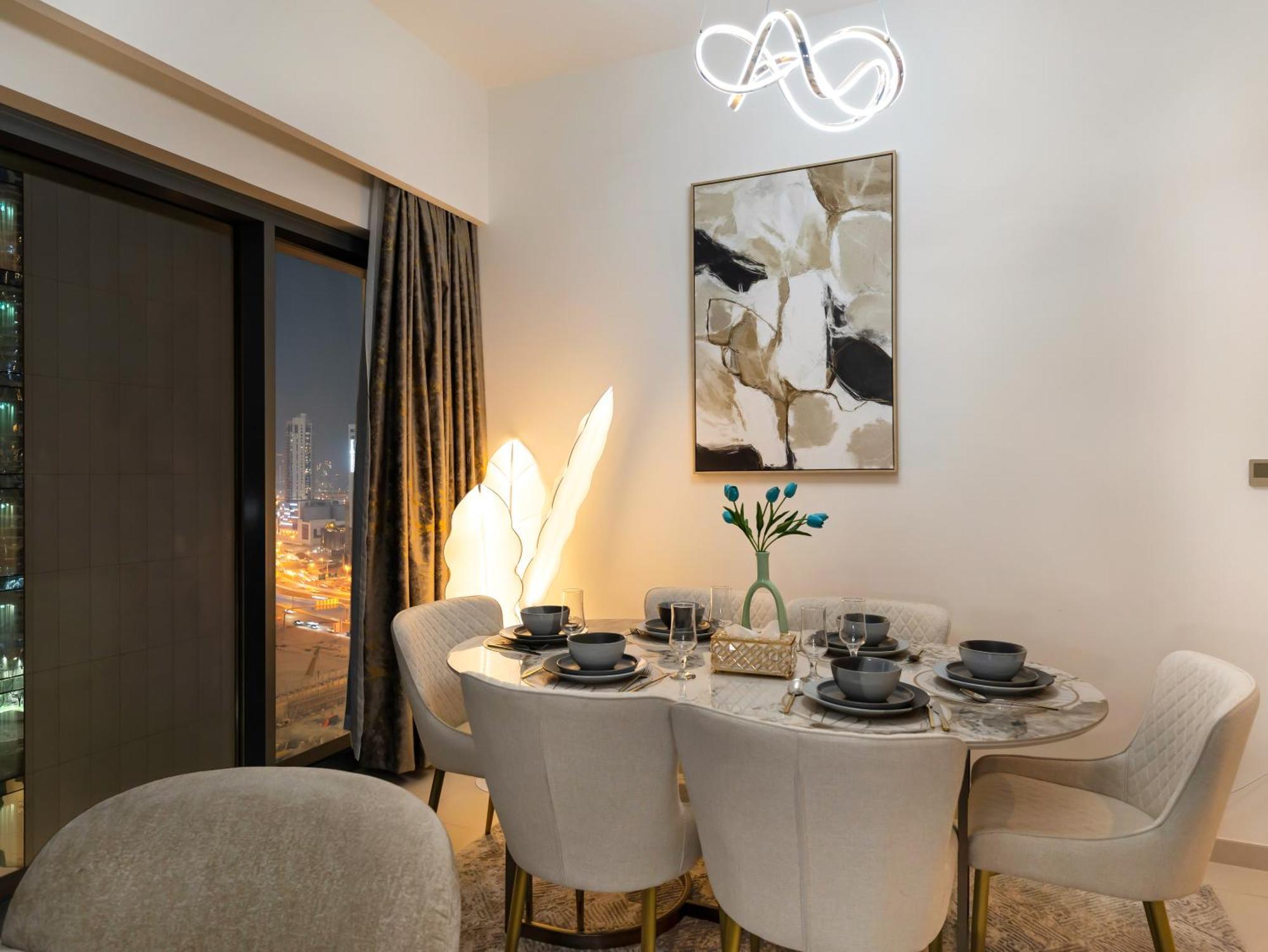 Luxurious Apartments In Burj Royale With Burj Khalifa Views Opposite Dubai Mall Apartment Dubai