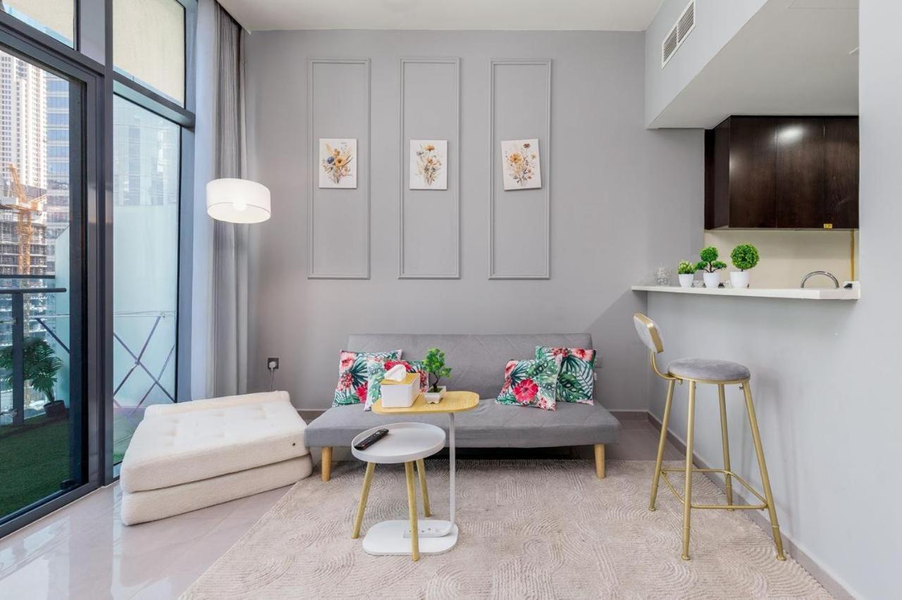 Daire Chic 1 Bhk In Downtown Dubai