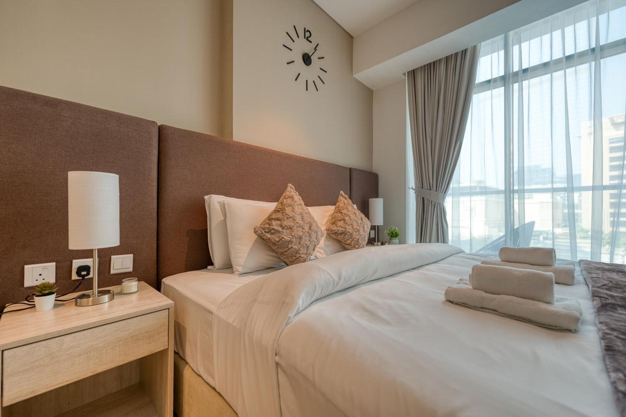 Beachfront Right By Nakheel Mall