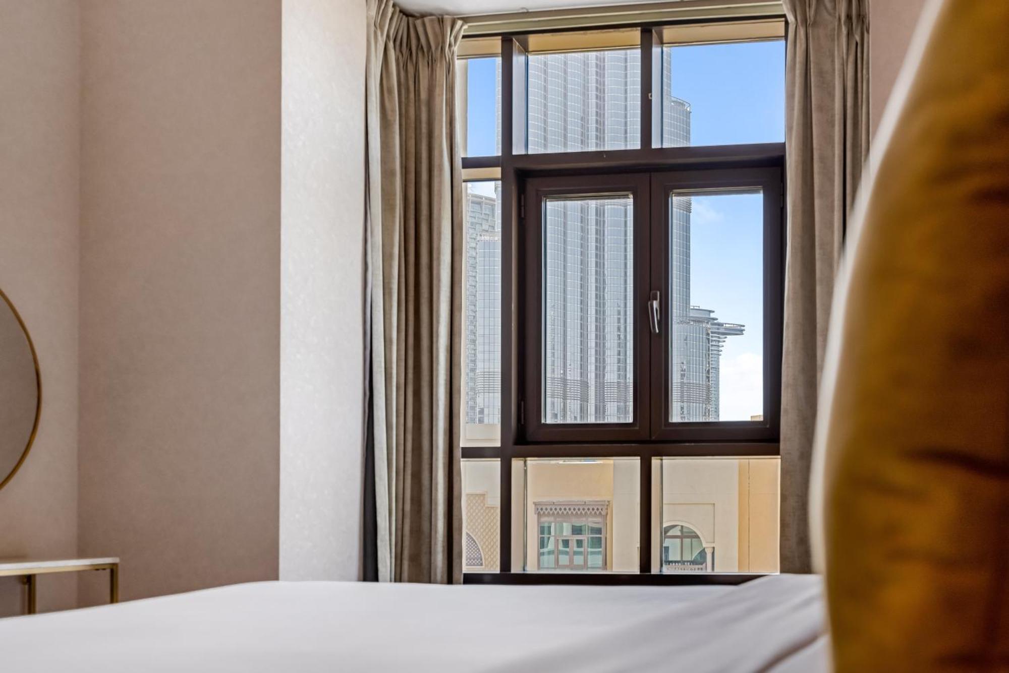 Durrani Homes - Luxe Living At Souk Al Bahar With Burj Khalifa And Partial Fountain View Dubai