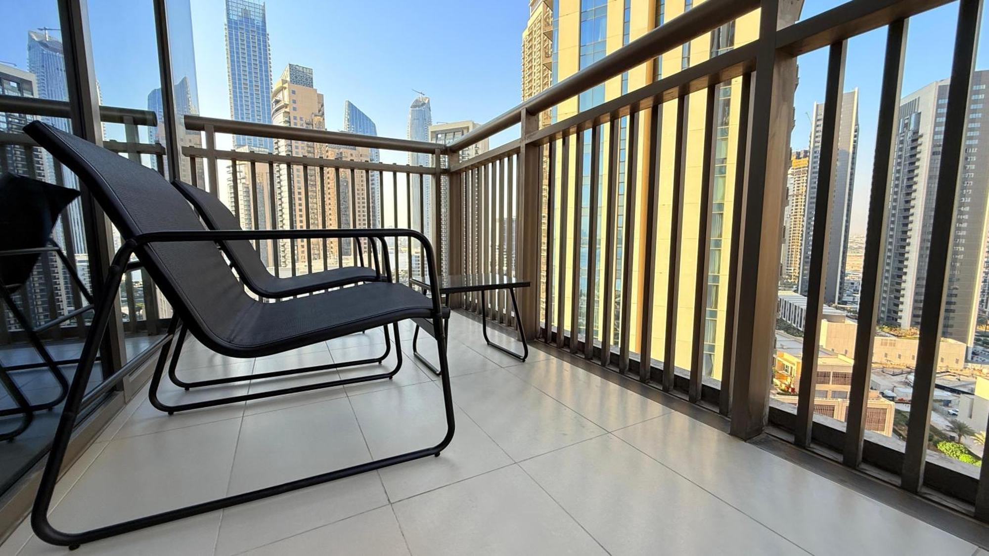 Premium 2 Bedroom Creek Horizon Dubai