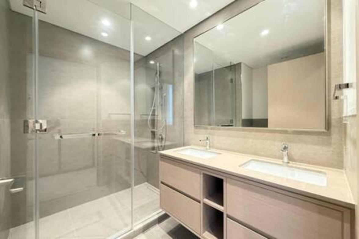 Likehome - 2 Bhk With Burj Khalifa View In Downtown *