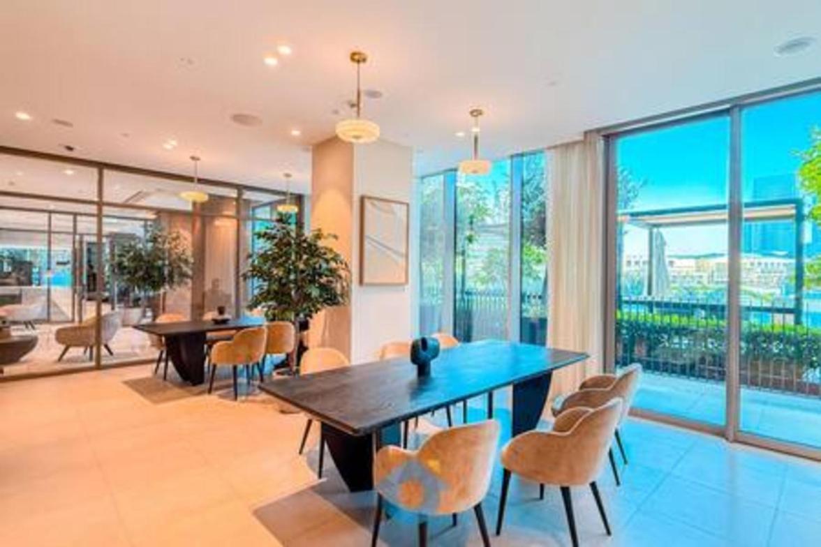 Likehome - 2 Bhk With Burj Khalifa View In Downtown *
