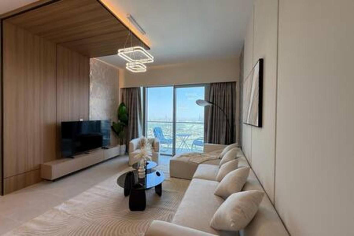 Likehome - 2 Bhk With Burj Khalifa View In Downtown Dubai