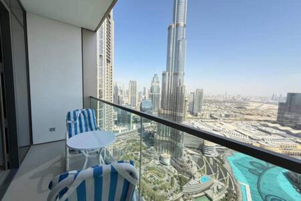 Likehome - 2 Bhk With Burj Khalifa View In Downtown Apartment