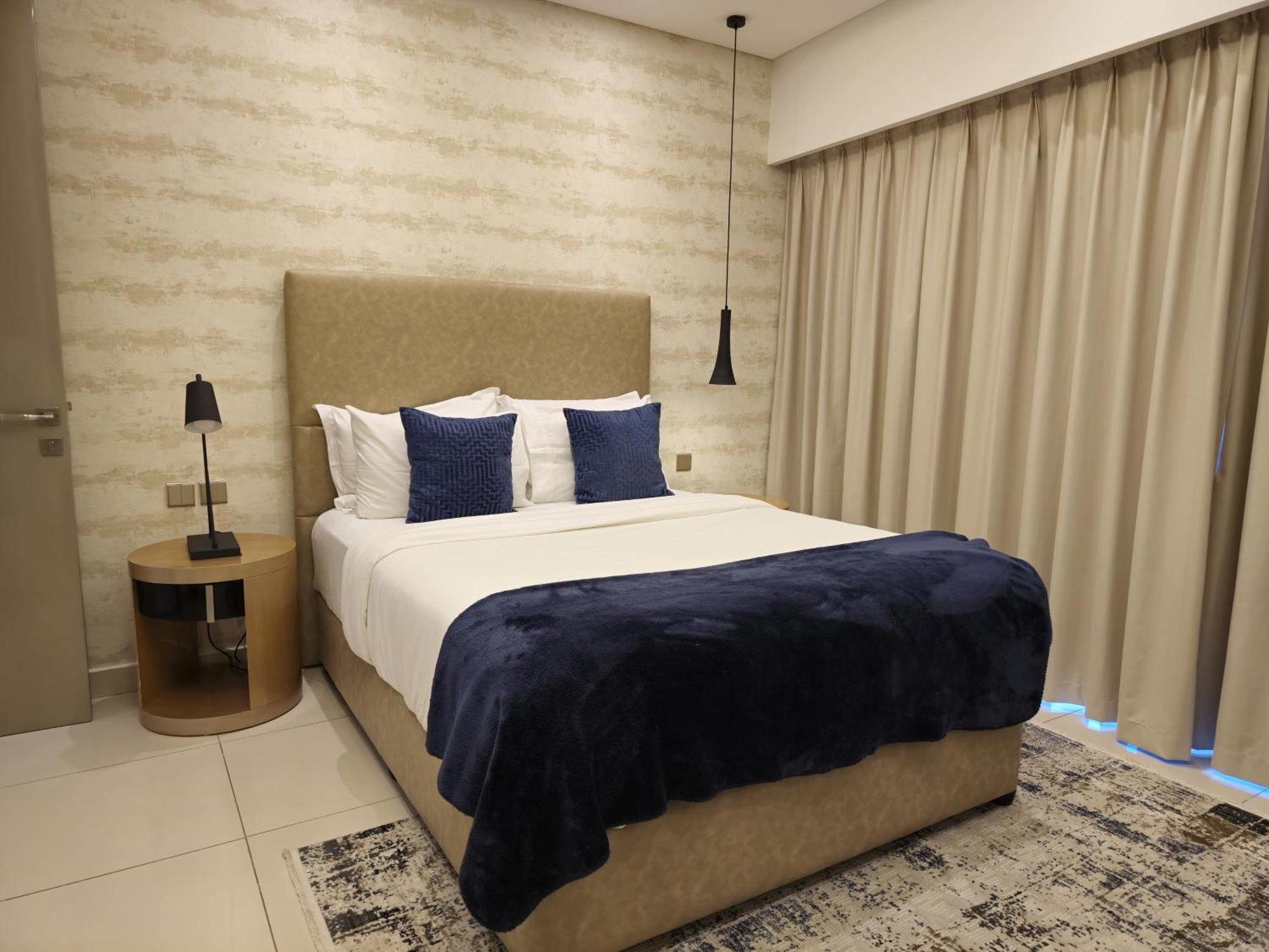 Quill At Paramount Towers 3 Bedroom Creek View Apart Otel
