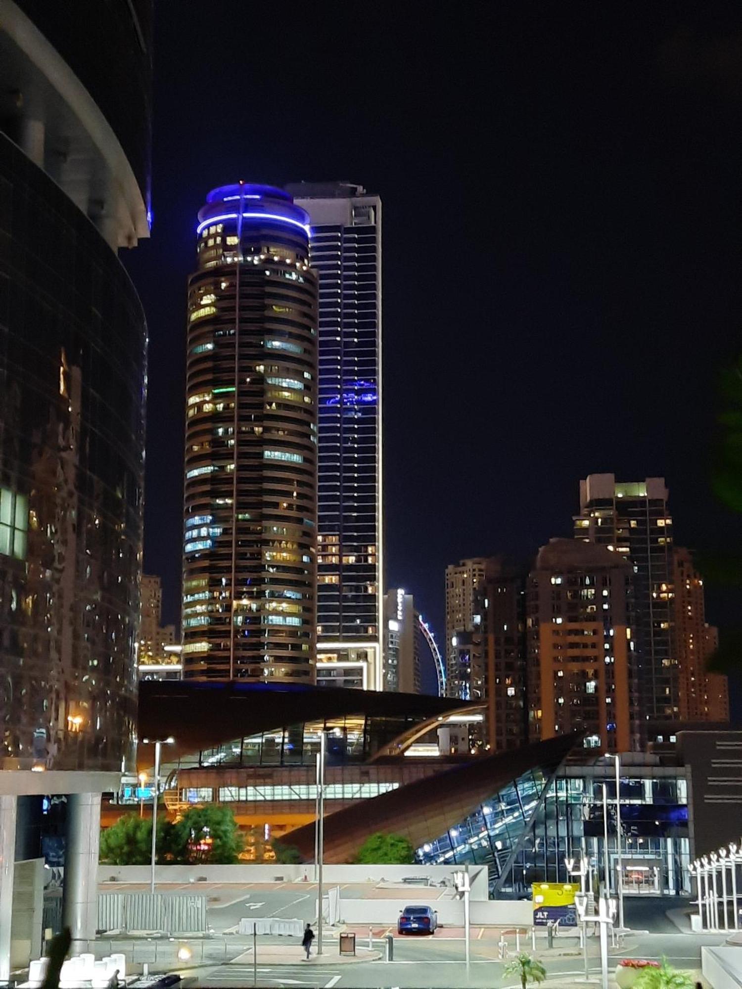 Apartment Rustic Elegance By The In Jlt Dubai