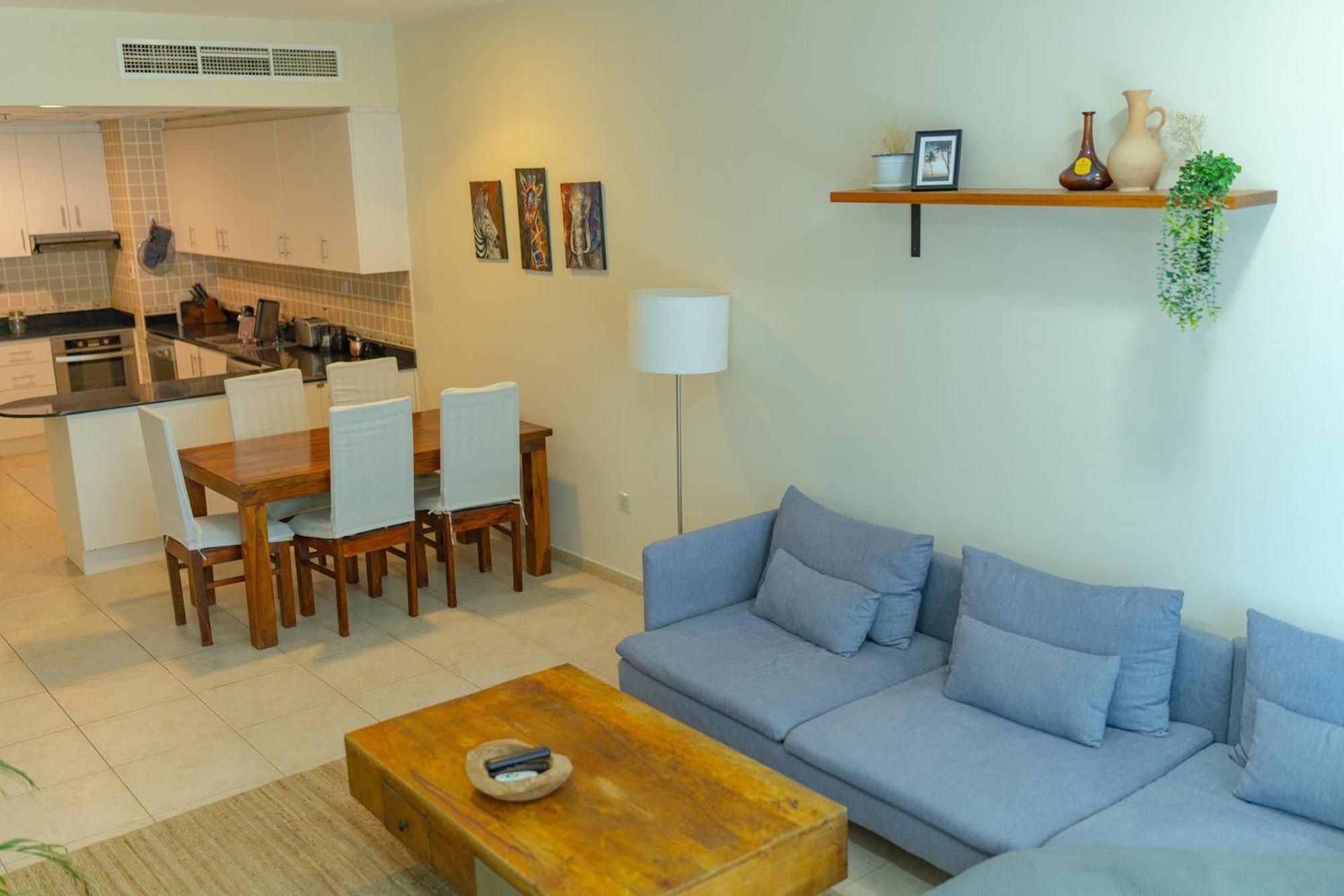Urban 1bhk With Sea View Daire