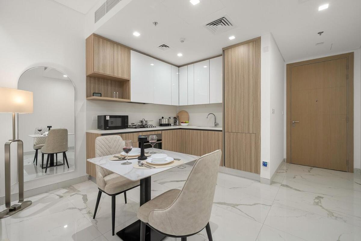 First Class 1br Modern Haven In Hills
