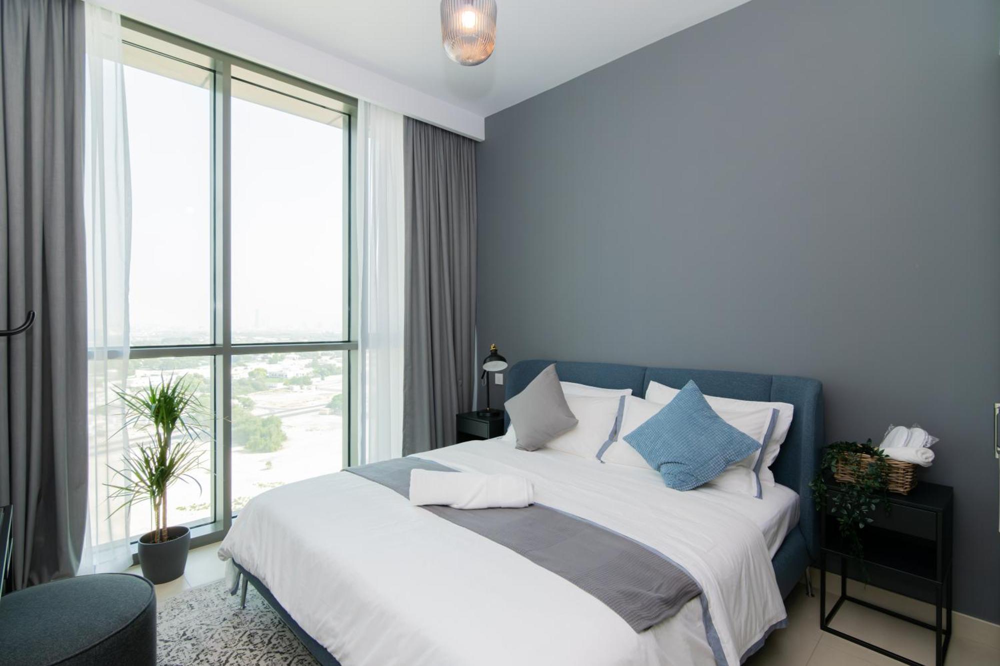 Apartment Elite Escape - 1 Bhk Getaway With Mall Access - 1502 Dubai
