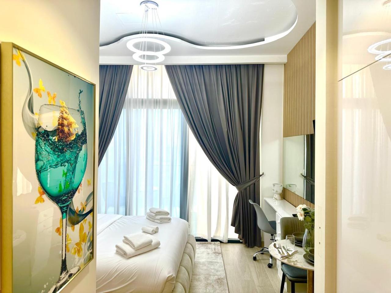 Living With Burj Khalifa