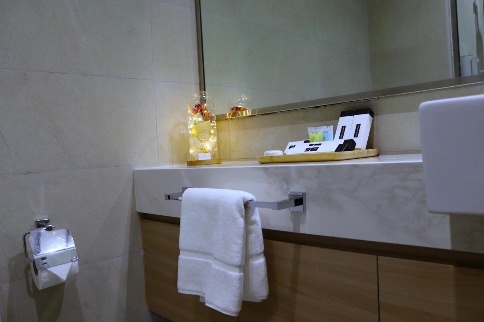 Apartment Living With Burj Khalifa *