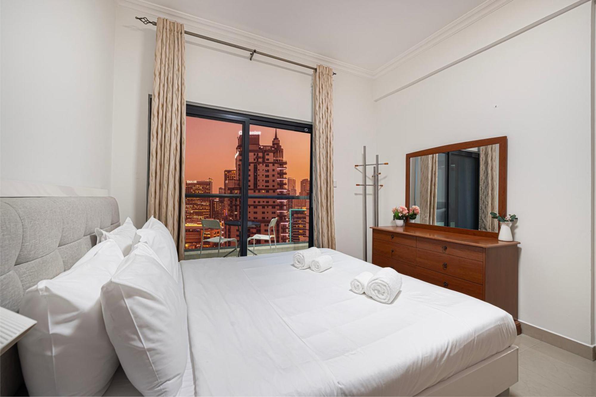 Prime Location - Full Marina View Dubai