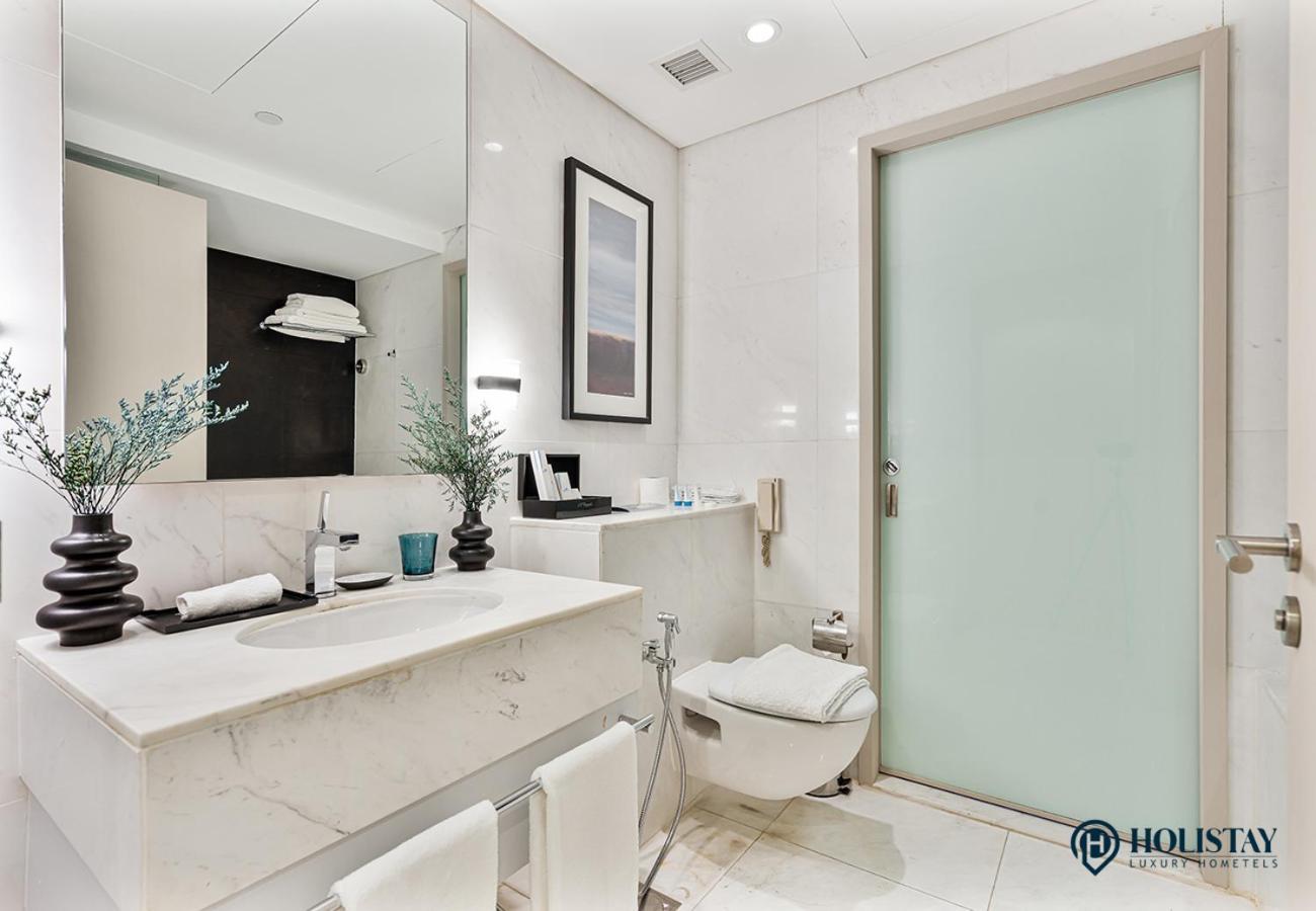 Holistay Luxury Homes - Burj Khalifa View - Direct Access Mall Daire