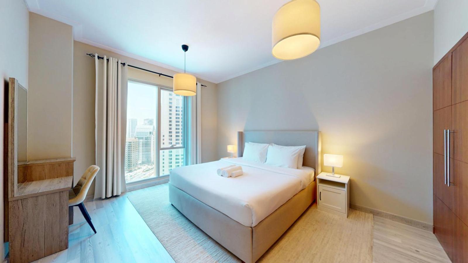Holiday home Shemara Tower - Elegant Two Bed With Marina View Dubai