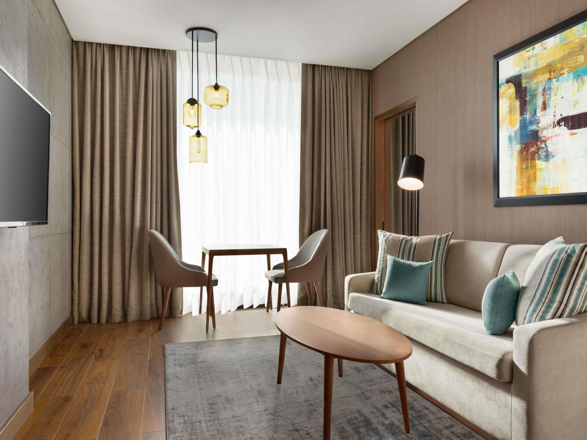 Mercure Gold District