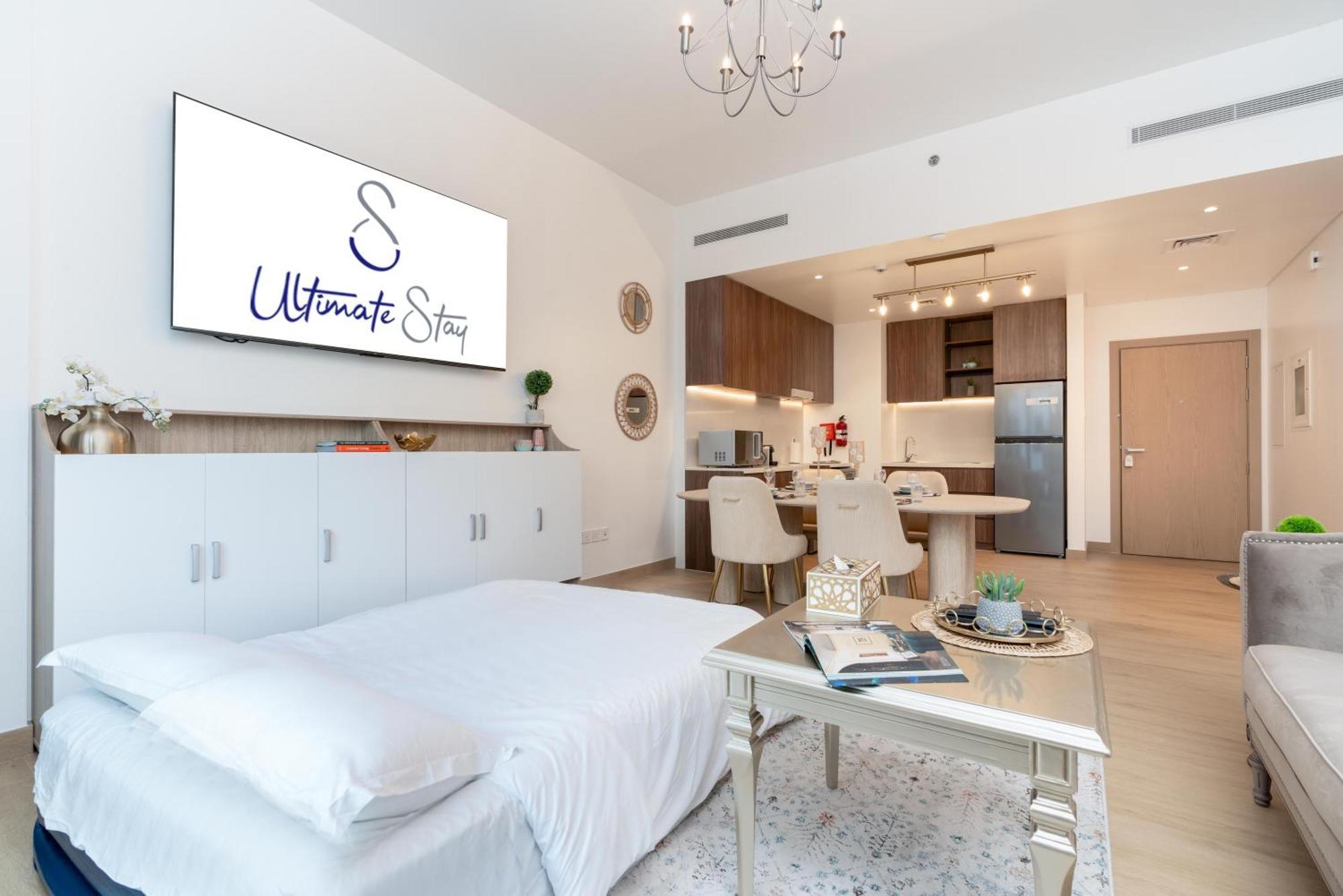 Stylish 1br In La With Balcony And Partial Marina Views * Dubai