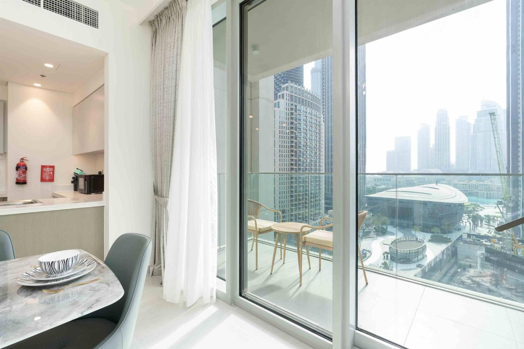 Apartment Elegant Escapes - 3b In Heart Of Downtown, Dubai