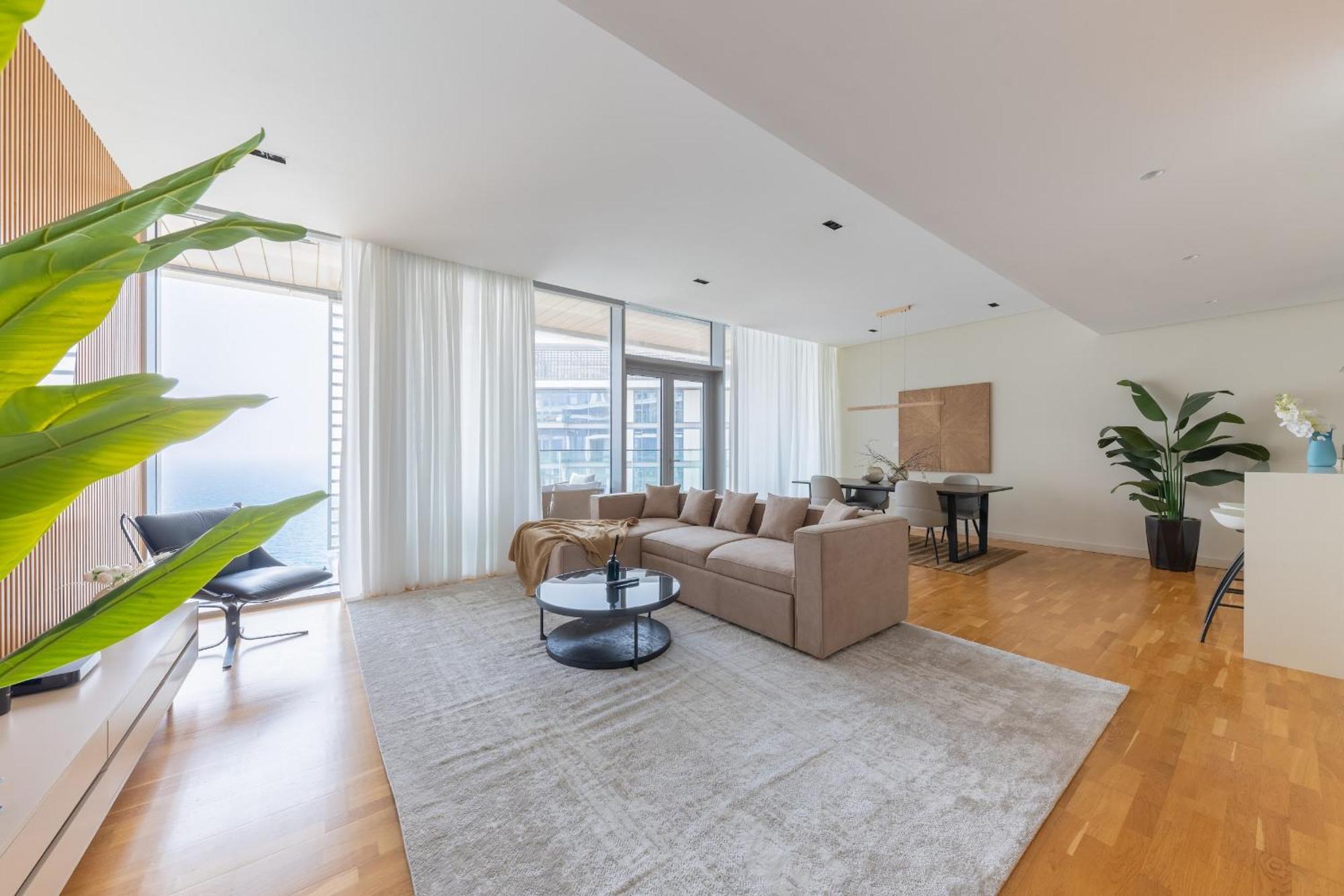 Welcome - Bluewaters Brand New 2-bedroom *
