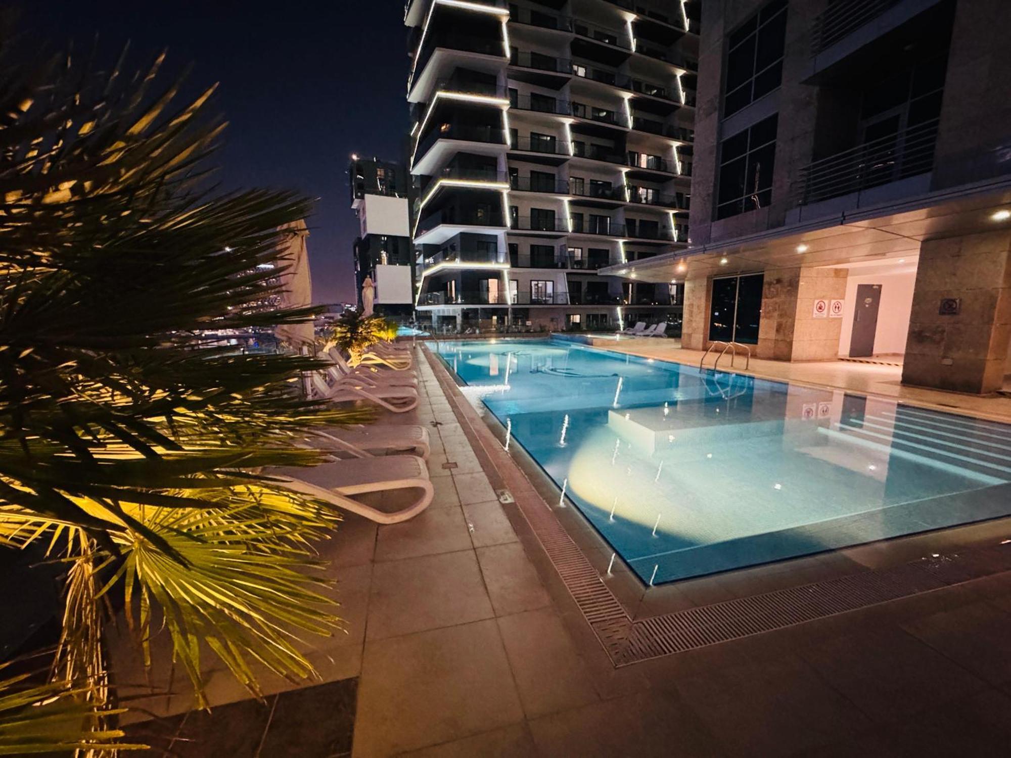 Daire Hm1210 Premium Furnished In Business Bay Dubai