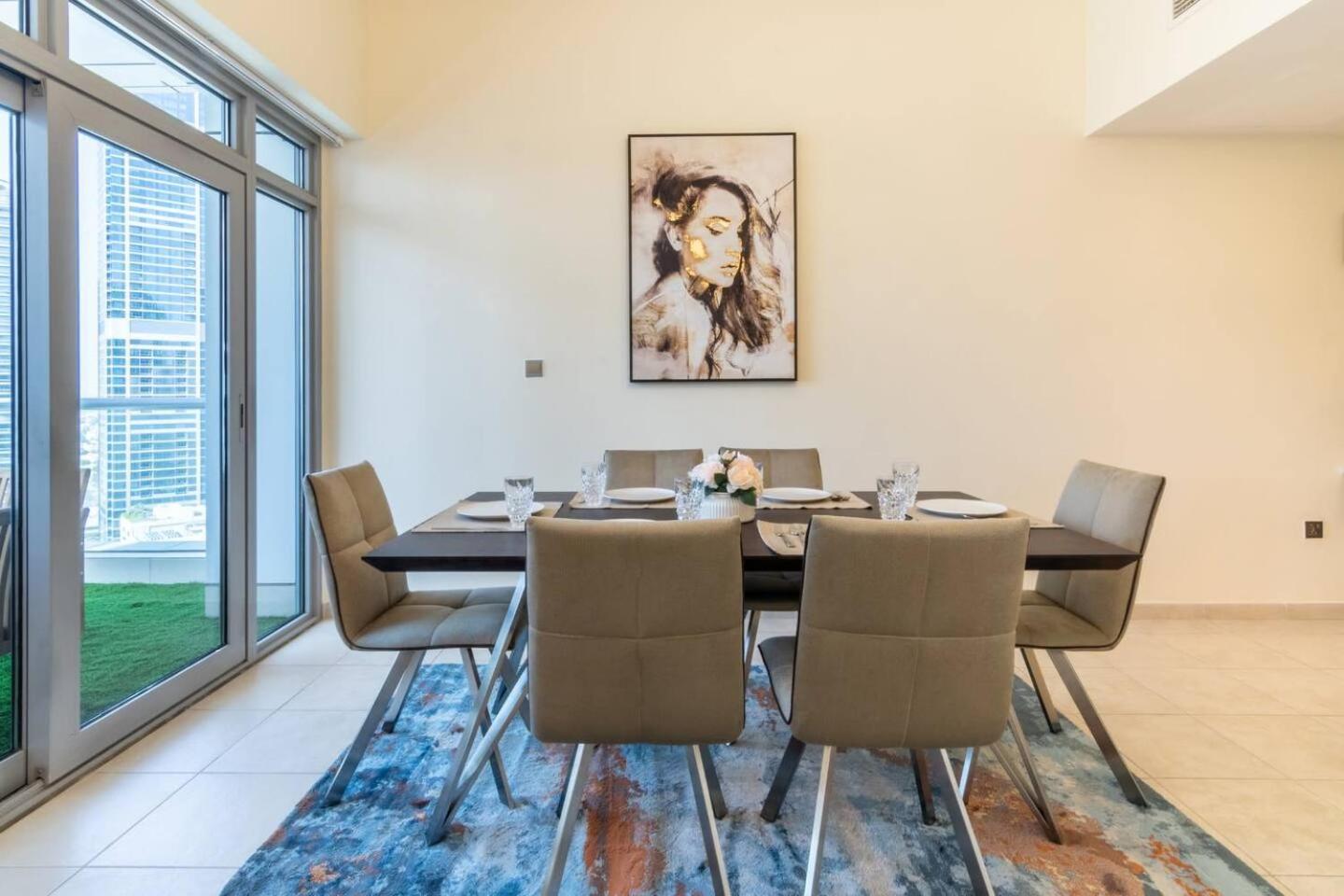 Scenic 2 Bedroom - Downtown Business Bay *