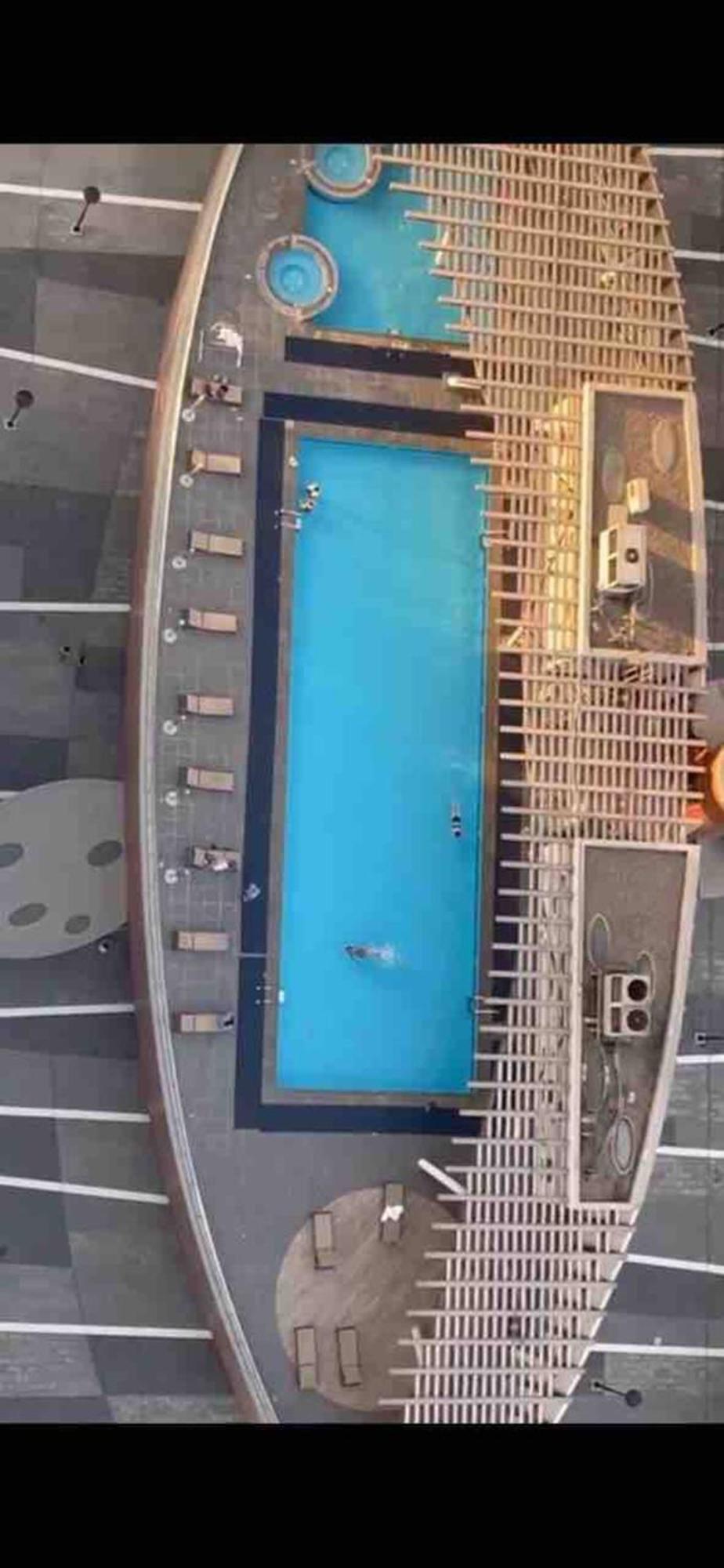 Scenic 2 Bedroom - Downtown Business Bay Apartment Dubai