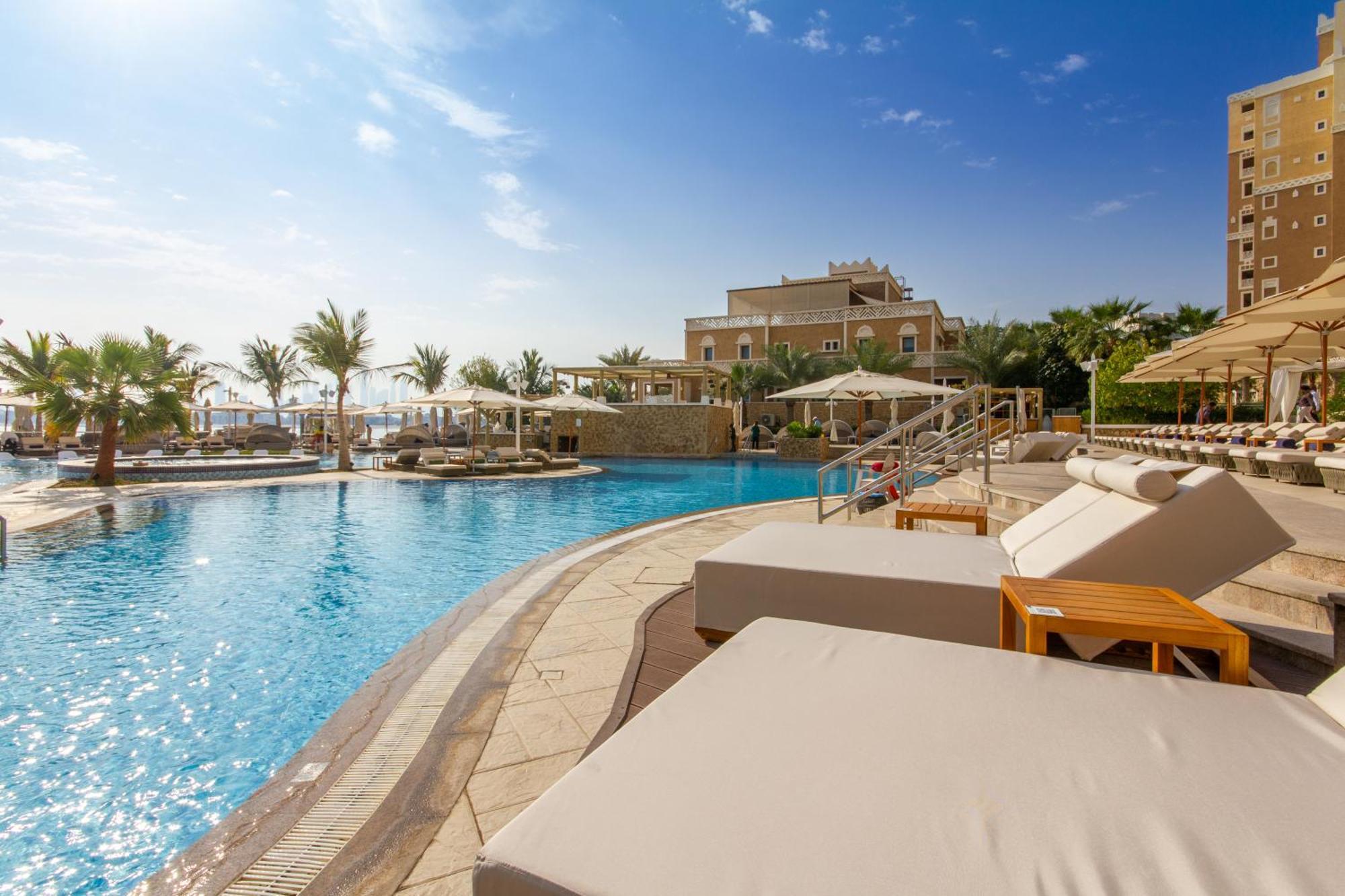 Bespoke Homes - Palm Jumeirah -2 Bedroom Sea View With Access, Balqis *