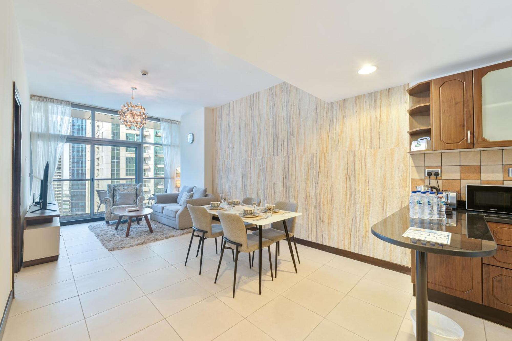1br Near Metro Jlt Pool Gym Fast Wi-fi * Dubai