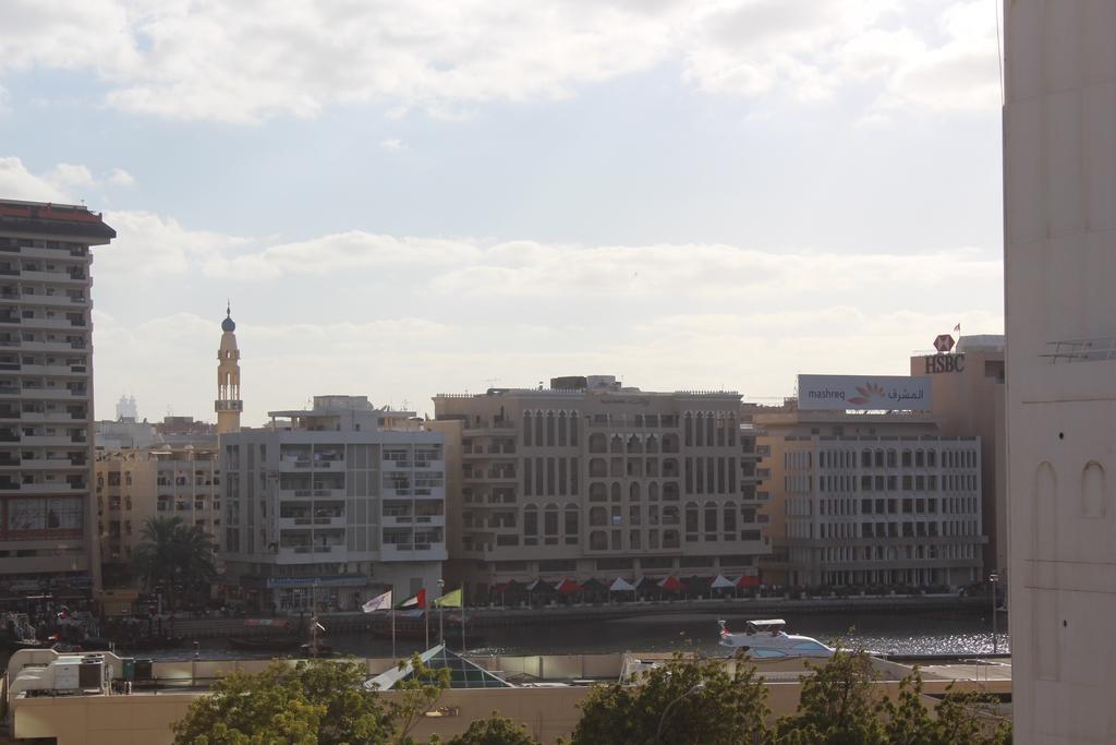 Hafez - Al Ras Metro Station Hotel