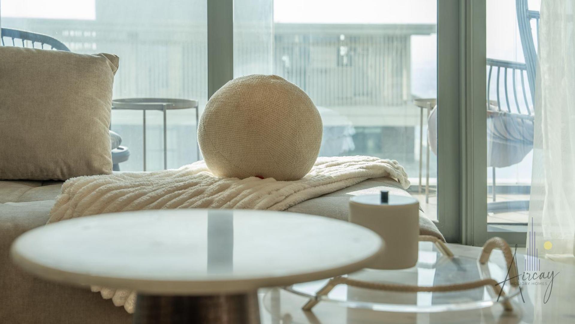 Sky-high 1br Retreatmarina Vistaemaar Beachfront * Dubai
