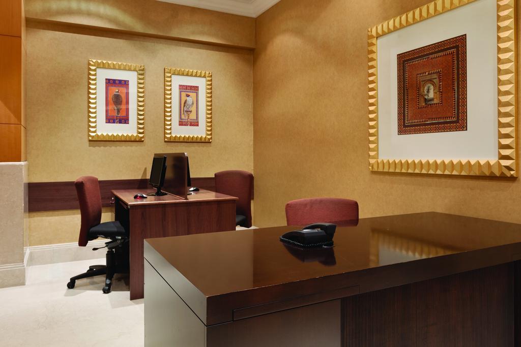 Ramada Hotel 4*