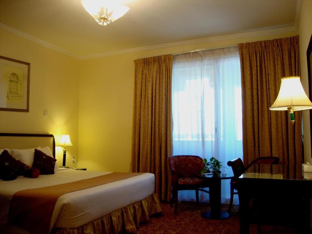 Al Muraqabat Plaza 3* Dubai