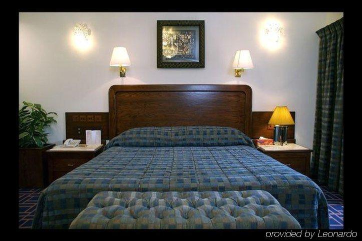 Grand Astoria 3*
