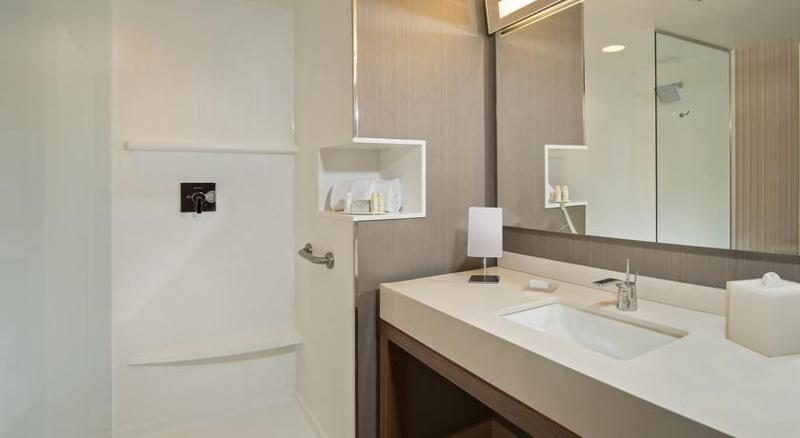 Rove Downtown Hotel