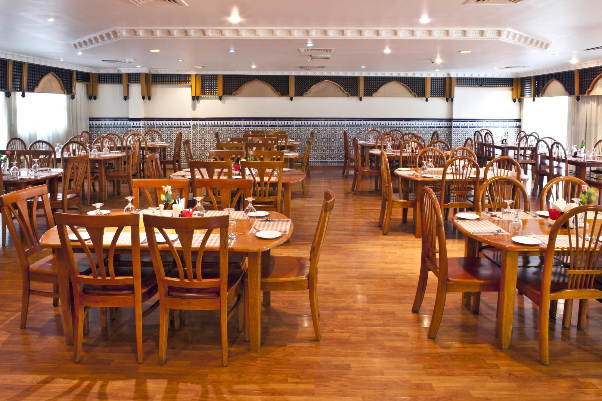 Landmark Plaza Otel 3*
